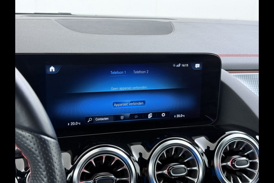 Mercedes-Benz EQA 250 AMG Line SOH 98% Navi Camera Ecc Pdc Stoelverwarming Cruise Control DAB Bluetooth Elek.Achterklep Led Lmv 18" Privacy Glas Ambience-verlichting Licht en zichtpakket 1e Eigenaar Volledig Dealeronderhouden Origineel Nederlandse Auto € 61.000 nieuw