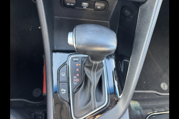 Kia Niro 1.6 GDi Hybrid DynamicLine | SCI | Navigatie | Camera | Half leder |