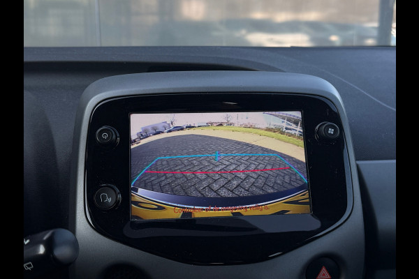 Toyota Aygo 1.0 VVT-i x-play limited Carplay Camera