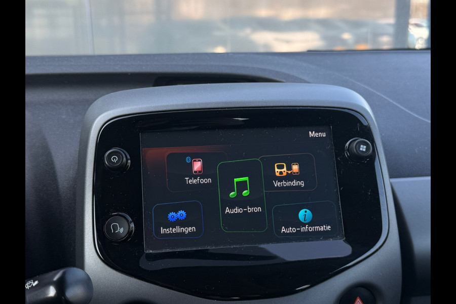 Toyota Aygo 1.0 VVT-i x-play limited Carplay Camera
