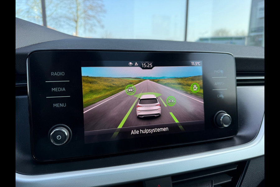 Škoda Kamiq 1.0 TSI Sport Business - Automaat - Navi - Panoramadak- Org.NL