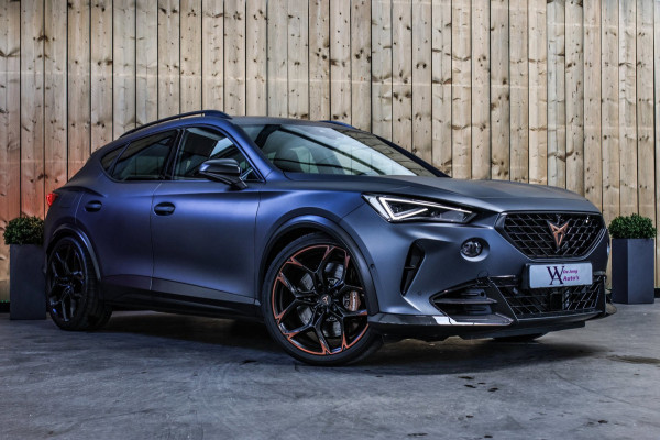 CUPRA Formentor VZ5 2.5 TSI *Schaalstoelen*Carbon*360 Camera*Beats*Uniek!*