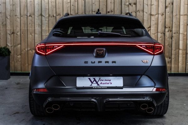 CUPRA Formentor VZ5 2.5 TSI *Schaalstoelen*Carbon*360 Camera*Beats*Uniek!*