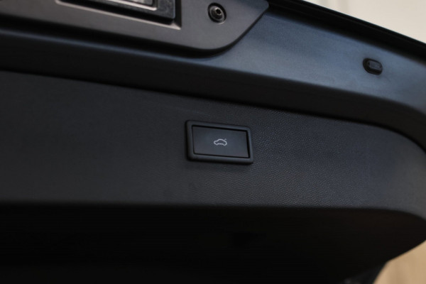 CUPRA Formentor VZ5 2.5 TSI *Schaalstoelen*Carbon*360 Camera*Beats*Uniek!*