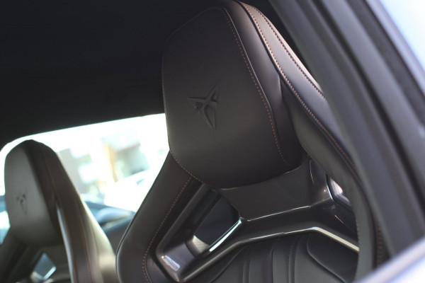 CUPRA Formentor VZ5 2.5 TSI *Schaalstoelen*Carbon*360 Camera*Beats*Uniek!*