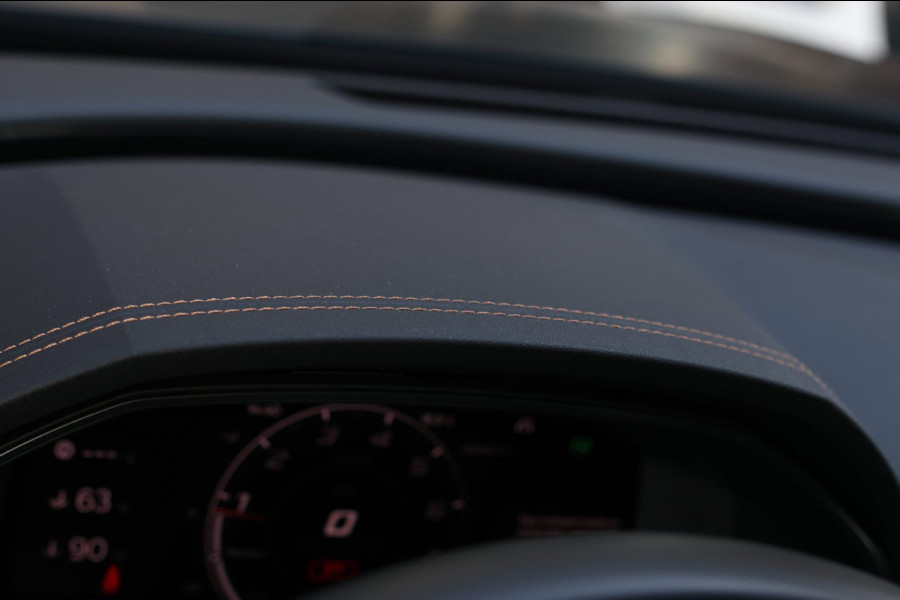 CUPRA Formentor VZ5 2.5 TSI *Schaalstoelen*Carbon*360 Camera*Beats*Uniek!*