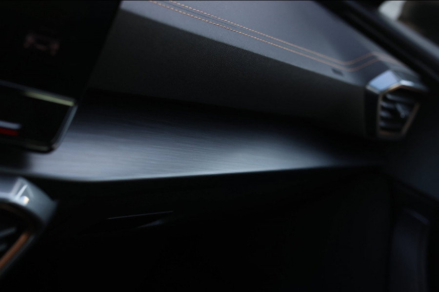 CUPRA Formentor VZ5 2.5 TSI *Schaalstoelen*Carbon*360 Camera*Beats*Uniek!*