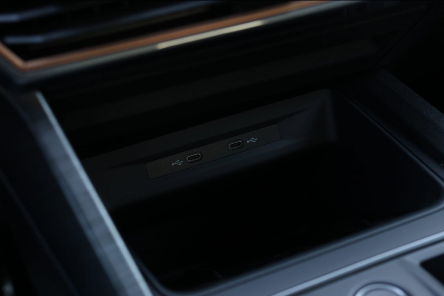 CUPRA Formentor VZ5 2.5 TSI *Schaalstoelen*Carbon*360 Camera*Beats*Uniek!*