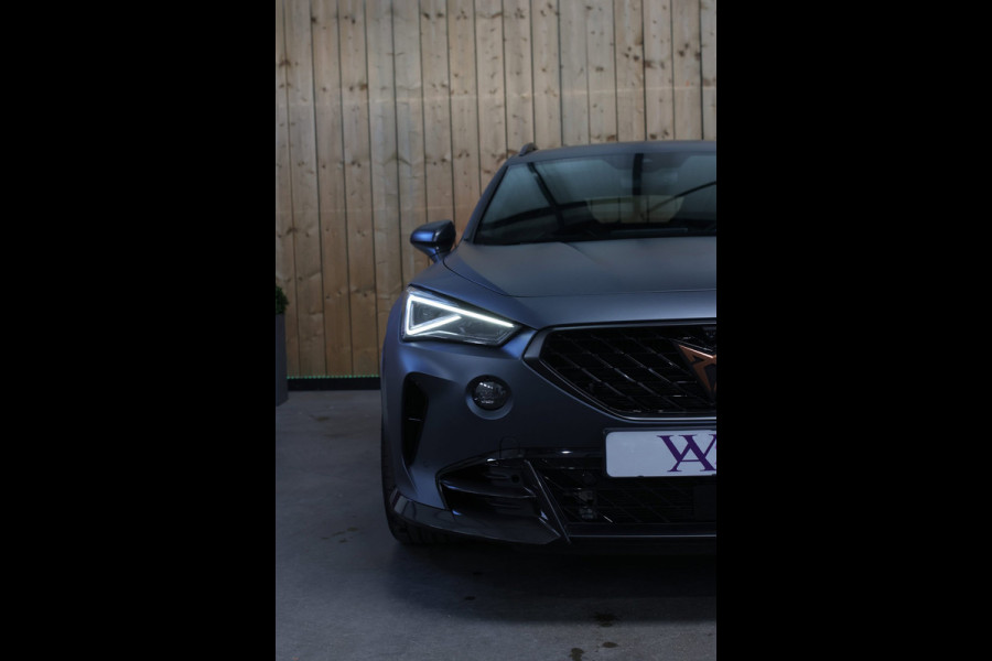 CUPRA Formentor VZ5 2.5 TSI *Schaalstoelen*Carbon*360 Camera*Beats*Uniek!*