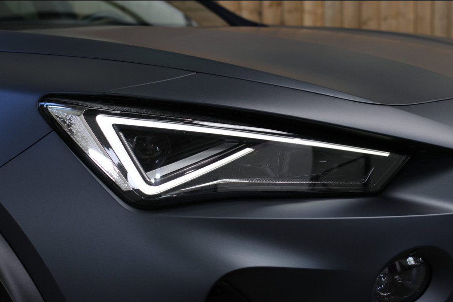 CUPRA Formentor VZ5 2.5 TSI *Schaalstoelen*Carbon*360 Camera*Beats*Uniek!*