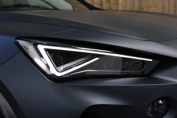 CUPRA Formentor VZ5 2.5 TSI *Schaalstoelen*Carbon*360 Camera*Beats*Uniek!*