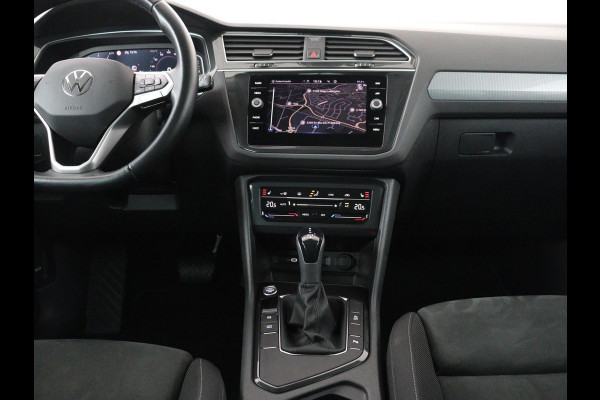 Volkswagen Tiguan 1.5 TSI Life Business | Stoelverwarming | Massage | Virtual Cockpit | Carplay | Navigatie | Keyless | Adaptive cruise | Parkeerhulp | Full LED | Climate control