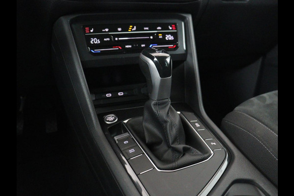 Volkswagen Tiguan 1.5 TSI Life Business | Stoelverwarming | Massage | Virtual Cockpit | Carplay | Navigatie | Keyless | Adaptive cruise | Parkeerhulp | Full LED | Climate control