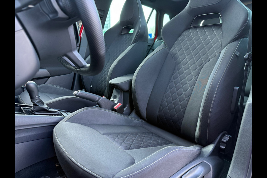 Škoda Kamiq 1.0 TSI Sport Business - Automaat - Navi - Panoramadak- Org.NL