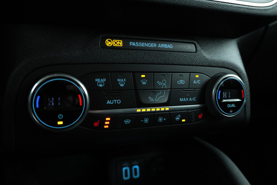 Ford FOCUS Wagon 2.0 EcoBlue ST Line Business 150Pk!, Titanium, Trekhaak, navigatie, Lmv,