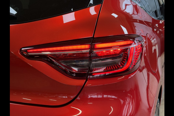 Renault Clio 1.3 TCe 130 Intens | Groot Navi | 360 | Stoel & Stuur verwarming | 17"| 100% Dealer onderhouden!