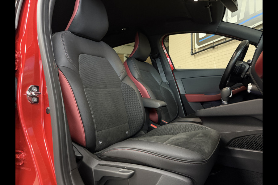 Renault Clio 1.3 TCe 130 Intens | Groot Navi | 360 | Stoel & Stuur verwarming | 17"| 100% Dealer onderhouden!