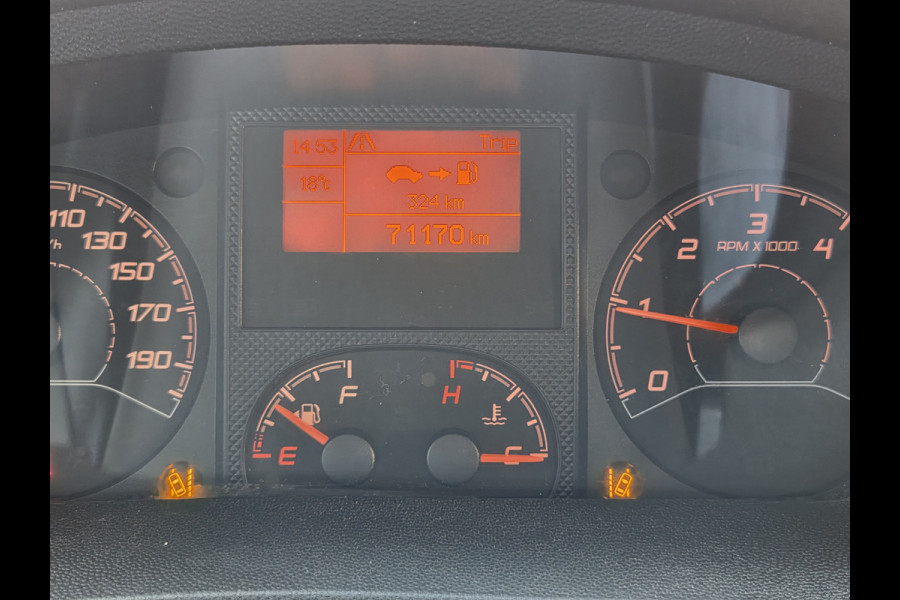 Peugeot Boxer 2.2 BlueHDi 140 Pk L2H2 Airco Cruise control Navigatie