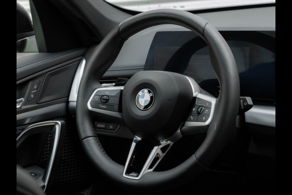 BMW X1 sDrive18i M-Sport - Camera - LED - Comfort Acces - Stoelverwarming
