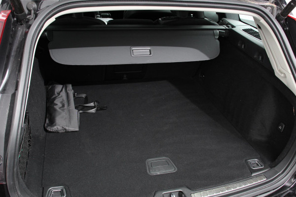 Volvo V60 2.0 T6 Recharge AWD R-Design | Navigatie | Harman Kardon | Camera | Adaptive Cruise Control | 19 Inch Lichtmetalen Velgen |