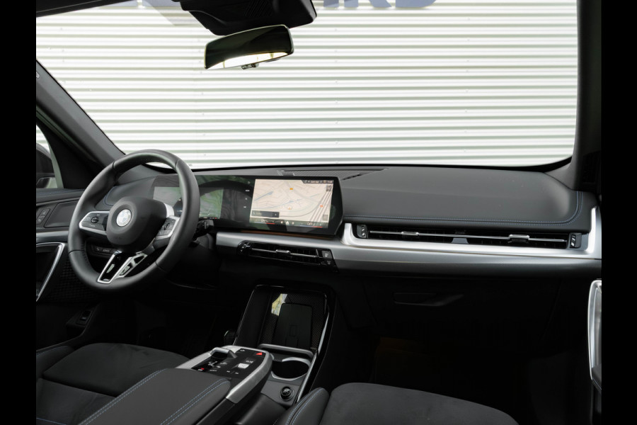 BMW X1 sDrive18i M-Sport - Camera - LED - Comfort Acces - Stoelverwarming