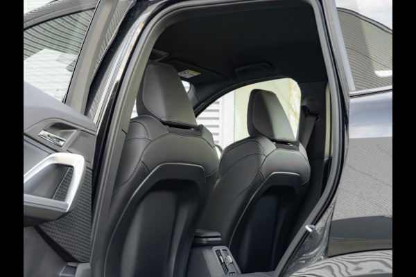 BMW X1 sDrive18i M-Sport - Camera - LED - Comfort Acces - Stoelverwarming
