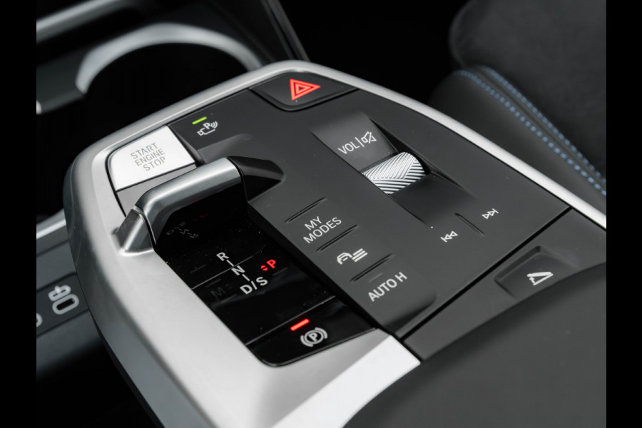 BMW X1 sDrive18i M-Sport - Camera - LED - Comfort Acces - Stoelverwarming