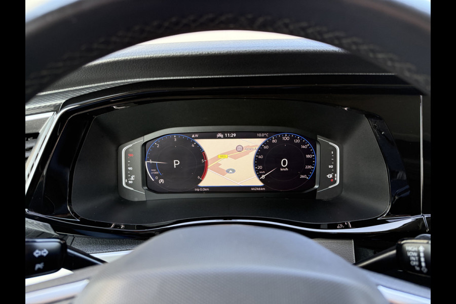 Volkswagen Transporter 2.0 TDI 204 PK BULLI / L2H1 / DSG AUT / 1e EIG. / 4 JAAR FABRIEKSGAR !! / STOELVERW / CAMERA / ADAPTIVE CRUISE / TREKHAAK