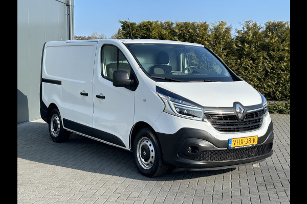 Renault Trafic 2.0 dCi 120 PK / L1H1 / 1e EIG. / 80.067 KM !! / 2x SCHUIFDEUR / TREKHAAK / AIRCO / CRUISE / NAVI