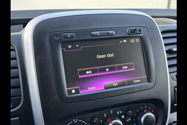 Renault Trafic 2.0 dCi 120 PK / L1H1 / 1e EIG. / 80.067 KM !! / 2x SCHUIFDEUR / TREKHAAK / AIRCO / CRUISE / NAVI