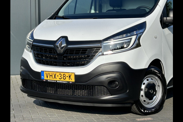 Renault Trafic 2.0 dCi 120 PK / L1H1 / 1e EIG. / 80.067 KM !! / 2x SCHUIFDEUR / TREKHAAK / AIRCO / CRUISE / NAVI