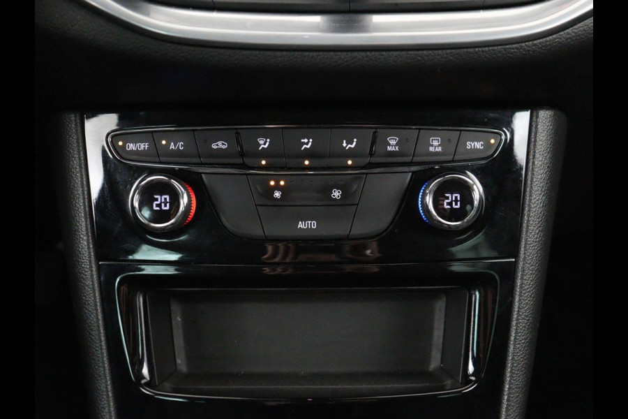 Opel Astra 1.0 Turbo Executive | Camera | Carplay | Half leder | Keyless | Navigatie | Dodehoek detectie | Park Assist | Climate control | Bluetooth | Cruise control