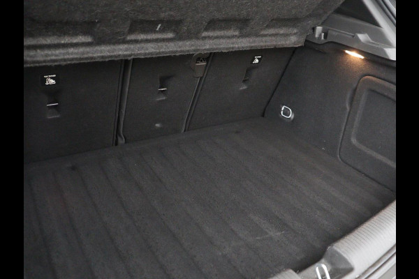 Opel Astra 1.0 Turbo Executive | Camera | Carplay | Half leder | Keyless | Navigatie | Dodehoek detectie | Park Assist | Climate control | Bluetooth | Cruise control