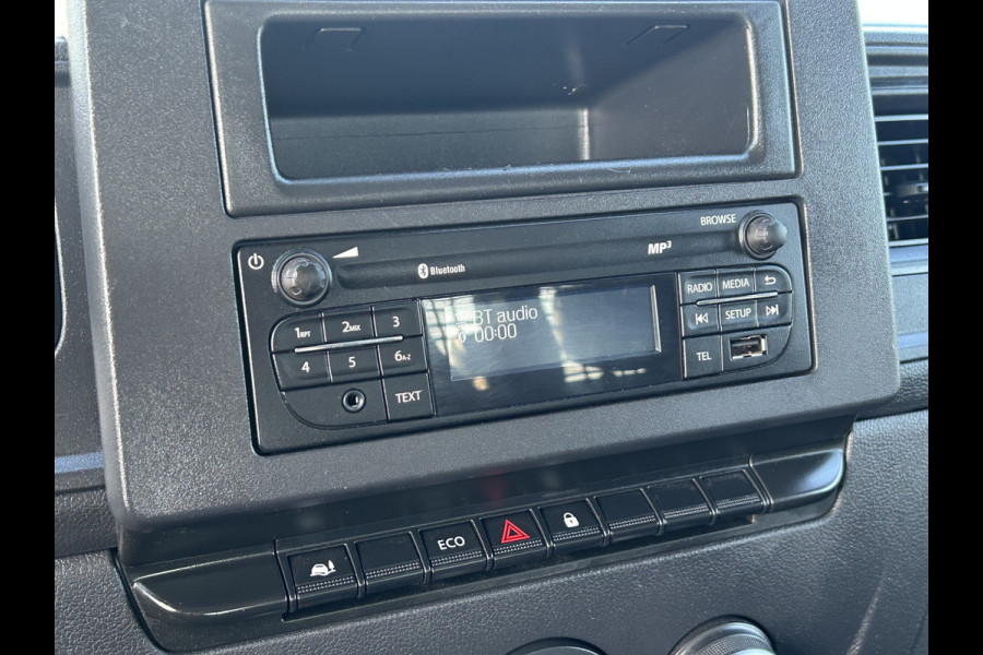 Renault Master T35 2.3 dCi 136 PK / PICK UP / 2.5 T TREKHAAK / 14.149 KM !! / 1e EIG. / AIRCO / BLUETOOTH / 3-ZITS