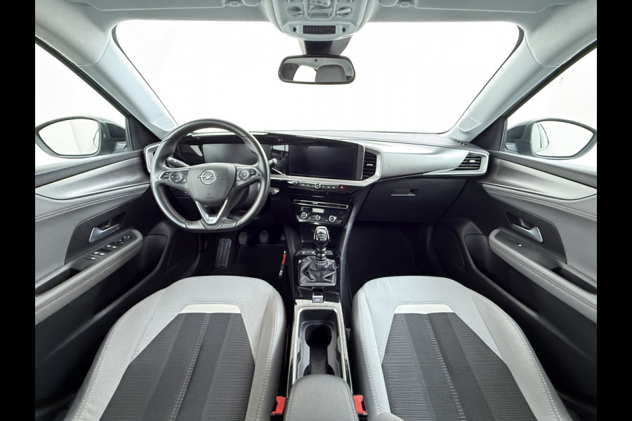 Opel Mokka T 131pk Elegance Navi Camera Apple Carplay Android PDC Auto bord-herkenning ECC Cruise Control Pdc Elegance Lmv Led Isofix Lane Assist Regen-Lichtsensor  Virtual Cockpit 1.2 turbo 1e Eigenaar (door ons-) Dealeronderhouden Origineel NLse auto