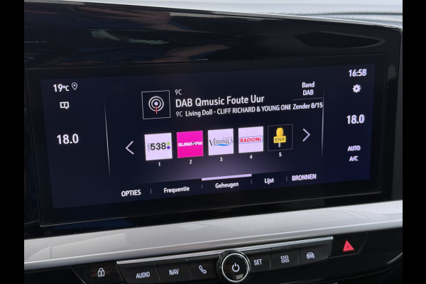 Opel Mokka T 131pk Elegance Navi Camera Apple Carplay Android PDC Auto bord-herkenning ECC Cruise Control Pdc Elegance Lmv Led Isofix Lane Assist Regen-Lichtsensor  Virtual Cockpit 1.2 turbo 1e Eigenaar (door ons-) Dealeronderhouden Origineel NLse auto