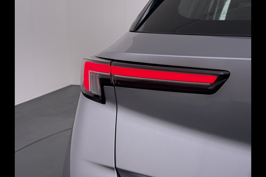 Opel Mokka T 131pk Elegance Navi Camera Apple Carplay Android PDC Auto bord-herkenning ECC Cruise Control Pdc Elegance Lmv Led Isofix Lane Assist Regen-Lichtsensor  Virtual Cockpit 1.2 turbo 1e Eigenaar (door ons-) Dealeronderhouden Origineel NLse auto