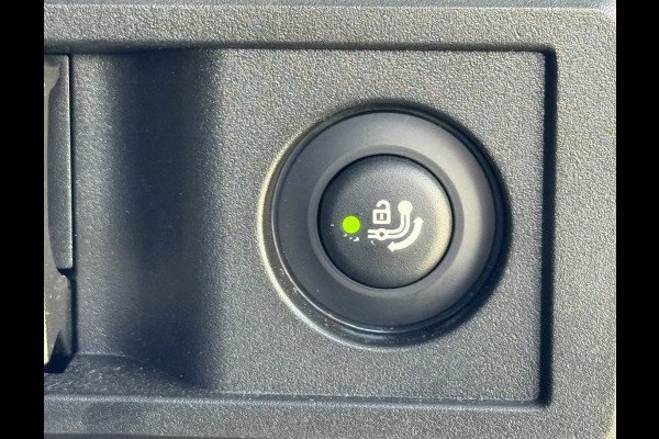 BMW X3 30e xDrive PHEV Fabrieksgarantie mei 2028 SOH 99% Clima Cruise Head-Up Stoelverwarming/ koeling Apple / Android 360 camera