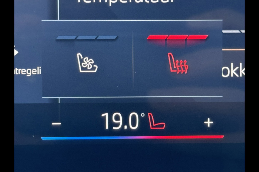 BMW X3 30e xDrive PHEV Fabrieksgarantie mei 2028 SOH 99% Clima Cruise Head-Up Stoelverwarming/ koeling Apple / Android 360 camera