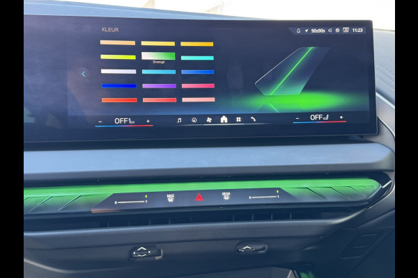 BMW X3 30e xDrive PHEV Fabrieksgarantie mei 2028 SOH 99% Clima Cruise Head-Up Stoelverwarming/ koeling Apple / Android 360 camera