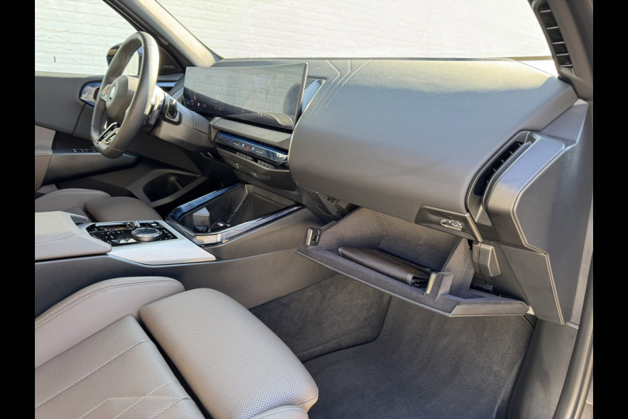 BMW X3 30e xDrive PHEV Fabrieksgarantie mei 2028 SOH 99% Clima Cruise Head-Up Stoelverwarming/ koeling Apple / Android 360 camera