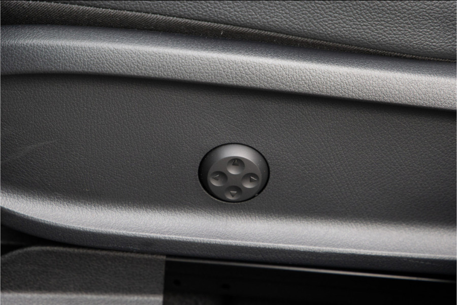 Mercedes-Benz EQA 350 4MATIC AMG Premium, Facelift, Pano, Memory, Distronic 294pk