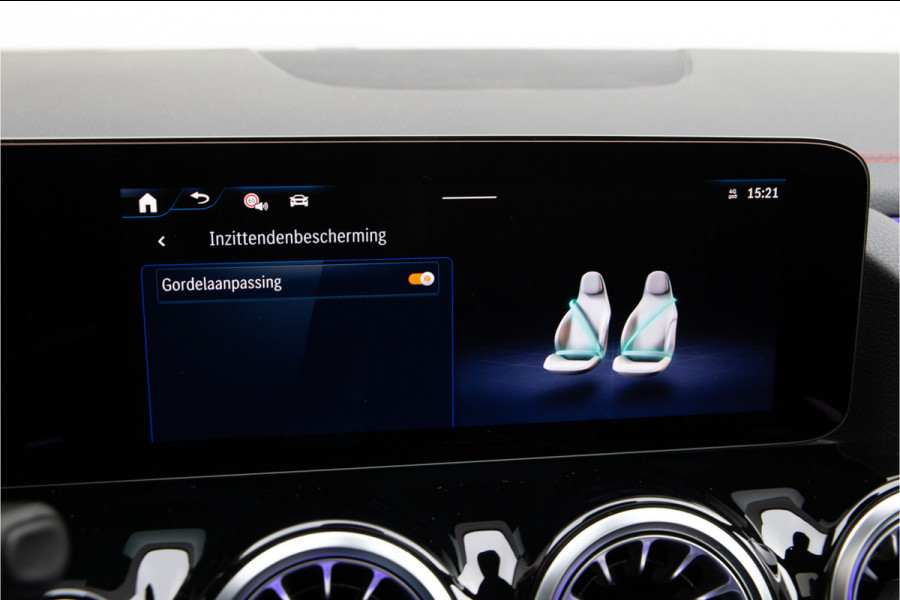 Mercedes-Benz EQA 350 4MATIC AMG Premium, Facelift, Pano, Memory, Distronic 294pk