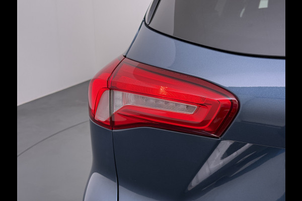 Ford FOCUS Wagon 1.5T 150PK AUT-8 Active X Navi Head-Up Adaptive Cruise Camera Apple Carplay Android Virtual-Cockpit Pdc Ecc Sport Stoelen Busine Elek.Achterklep Privacy Glas Led Isofix Wifi DAB Park-Asist Dodehoek-Asist Lane Assist Virtual Cockpit Keyless 1e Eigenaar Dealeronderhouden orig.NLse auto € 39.000 nieuw!  1.500KG trekvermogen