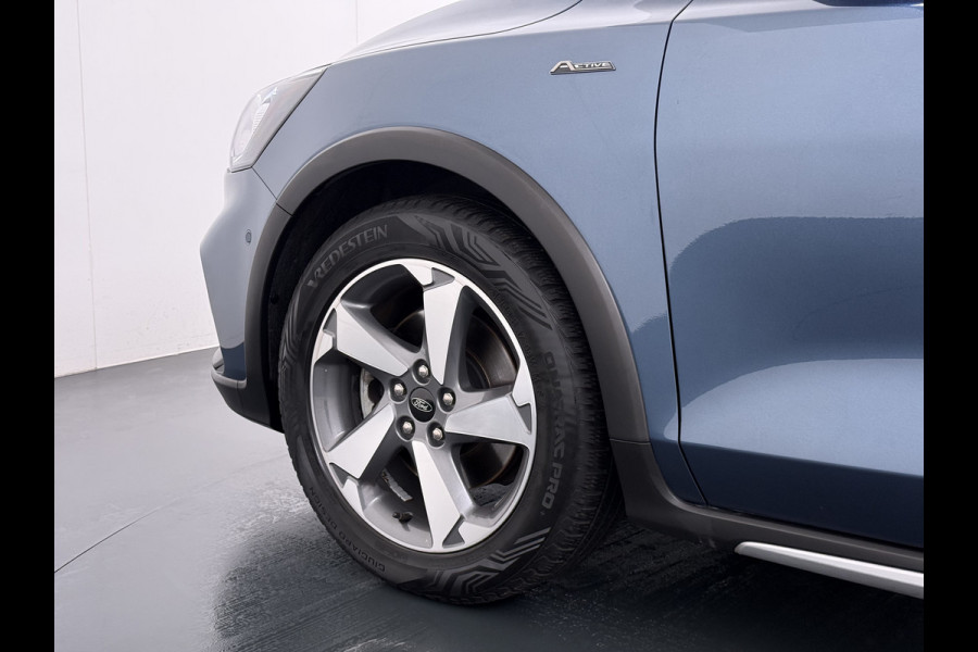 Ford FOCUS Wagon 1.5T 150PK AUT-8 Active X Navi Head-Up Adaptive Cruise Camera Apple Carplay Android Virtual-Cockpit Pdc Ecc Sport Stoelen Busine Elek.Achterklep Privacy Glas Led Isofix Wifi DAB Park-Asist Dodehoek-Asist Lane Assist Virtual Cockpit Keyless 1e Eigenaar Dealeronderhouden orig.NLse auto € 39.000 nieuw!  1.500KG trekvermogen