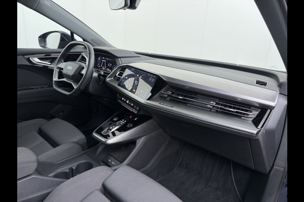 Audi Q4 e-tron 40 204pk AUT. 82kWh Advanced Launch Ed. SOH 97% Warmtepomp Matrix-Led Adaptive-Cruis Audi-Sound System Apple Carplay Android Aut 3 fase laden Stoelverwarming Lmv 20" DAB Bluetooth Elek.Achterklep € 63.000 nieuw Origineel Nederlandse Auto
