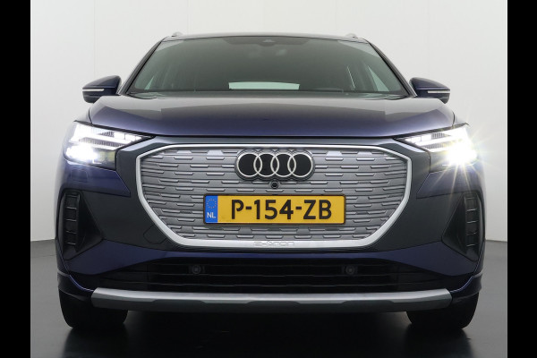 Audi Q4 e-tron 40 204pk AUT. 82kWh Advanced Launch Ed. SOH 97% Warmtepomp Matrix-Led Adaptive-Cruis Audi-Sound System Apple Carplay Android Aut 3 fase laden Stoelverwarming Lmv 20" DAB Bluetooth Elek.Achterklep € 63.000 nieuw Origineel Nederlandse Auto