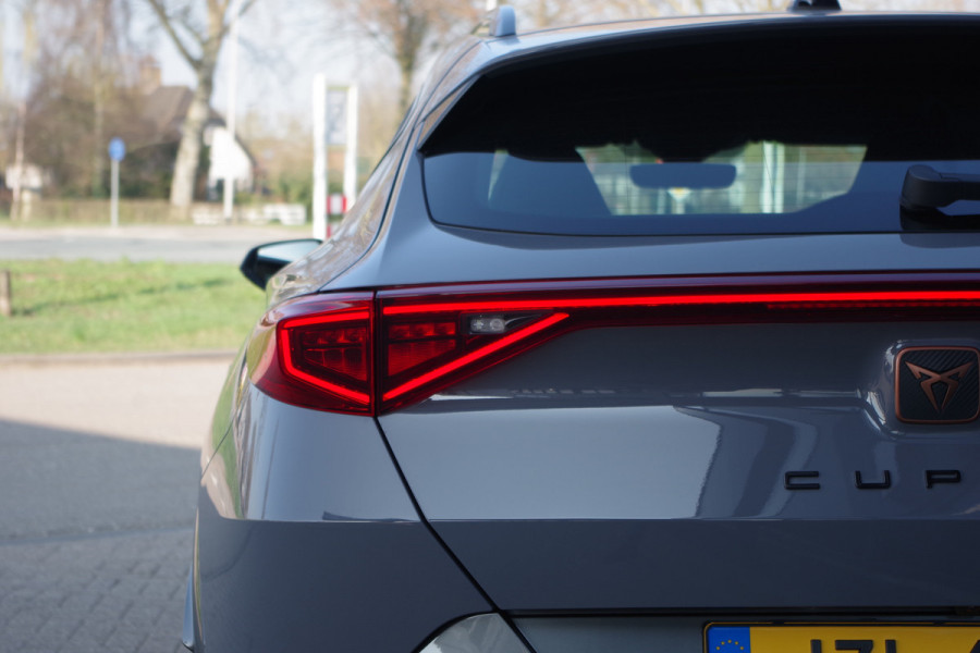 CUPRA Formentor 1.4 e-Hybrid VZ 245 PK Copper Edition, Adap. Cruise Control, Camera, Carplay