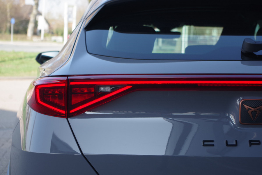 CUPRA Formentor 1.4 e-Hybrid VZ 245 PK Copper Edition, Adap. Cruise Control, Camera, Carplay