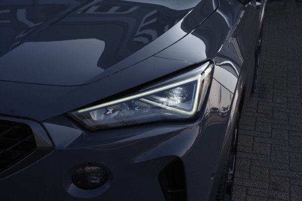 CUPRA Formentor 1.4 e-Hybrid VZ 245 PK Copper Edition, Adap. Cruise Control, Camera, Carplay